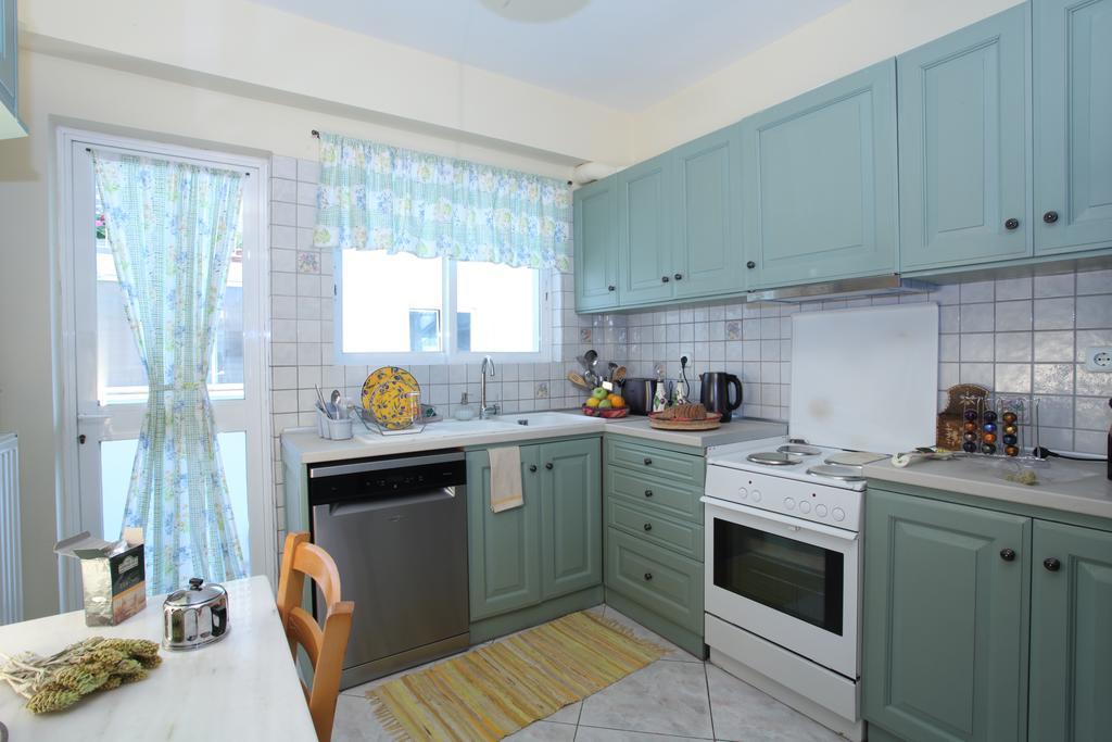 Unique Flat With Sea View At Edem Beach - A Seafront Property By Athenian Homes Kültér fotó