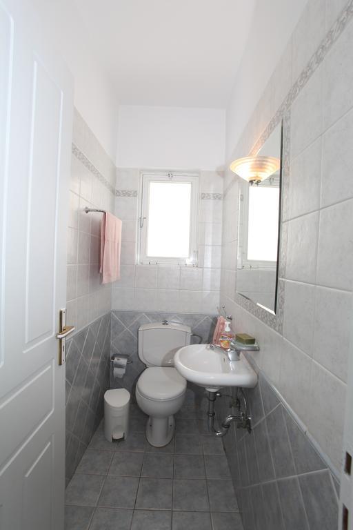 Unique Flat With Sea View At Edem Beach - A Seafront Property By Athenian Homes Kültér fotó
